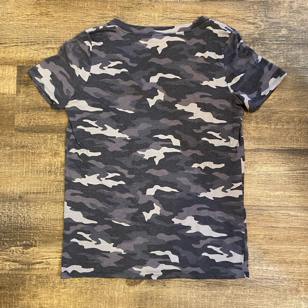 Pink Victoria's Secret Camo‎ Sleep Shirt Women' Size M Gray V-Neck EUC